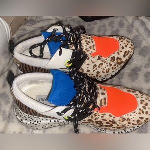 Steve Madden sneakers